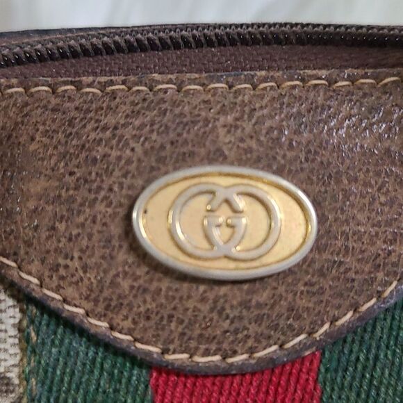 💯Authentic Gucci Handbag 🍀 - Picture 7 of 17
